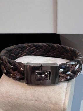 🤎✨ Fossil Tri-Colour Braided Leather Bracelet — Effortless Everyday Luxury ✨🤎